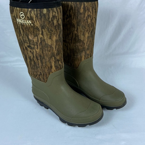 Magellan Camo/ Army Green Outdoor Rubber Hunting Boots (Men Size 10D)
